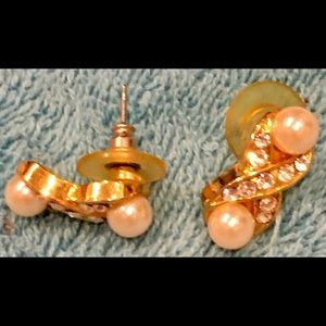 Faux pearl and gold earrings